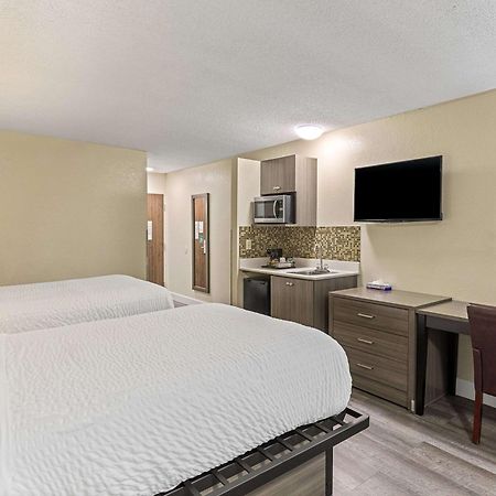 Clarion Pointe Savannah Gateway I-95 エクステリア 写真