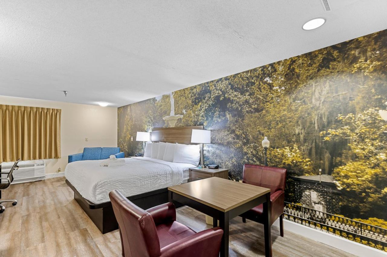 Clarion Pointe Savannah Gateway I-95 エクステリア 写真