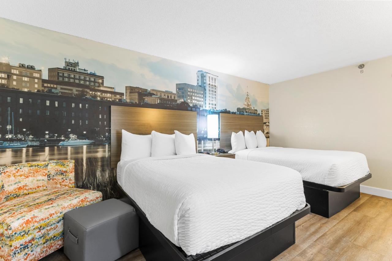 Clarion Pointe Savannah Gateway I-95 エクステリア 写真