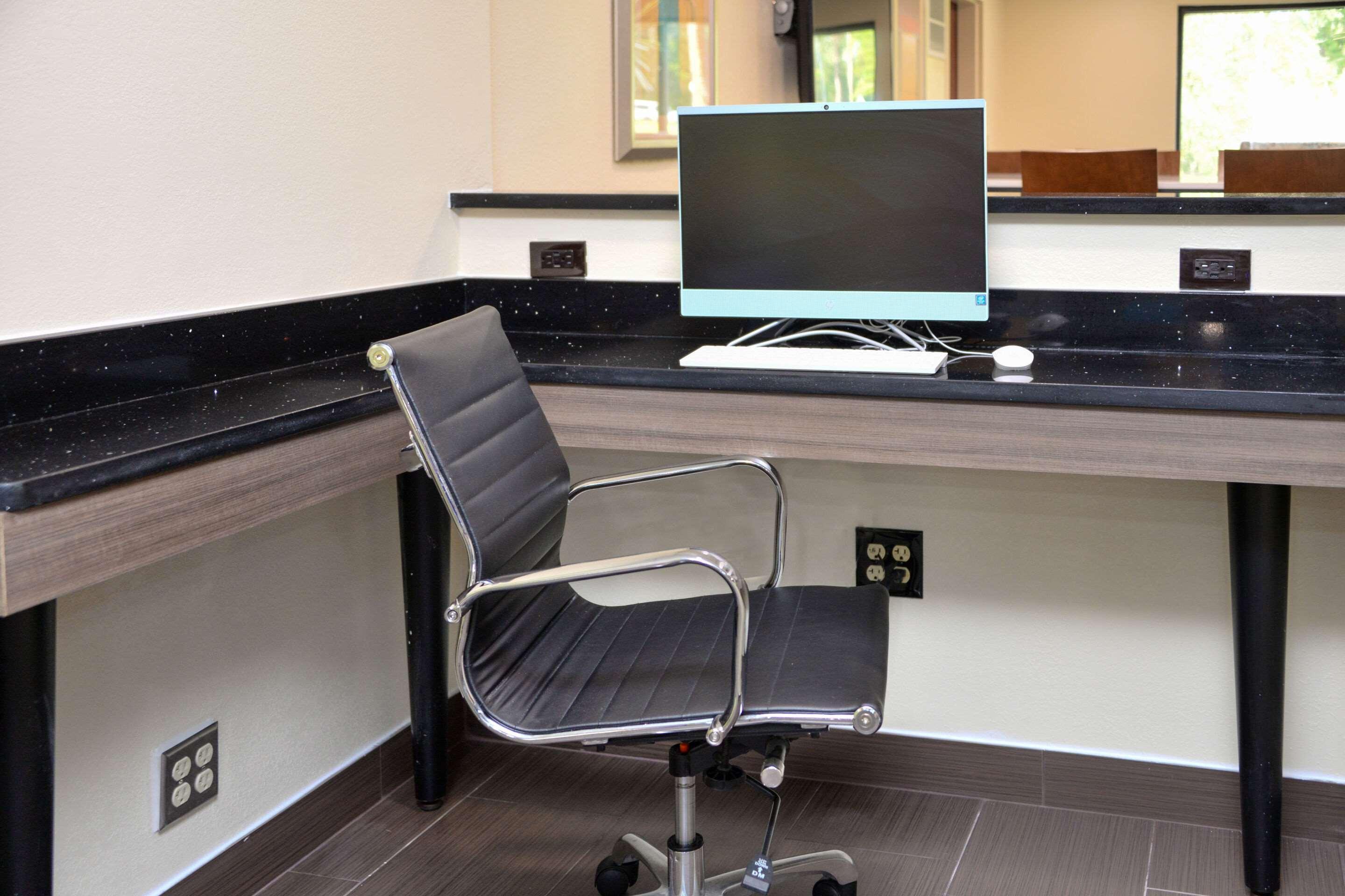 Clarion Pointe Savannah Gateway I-95 エクステリア 写真