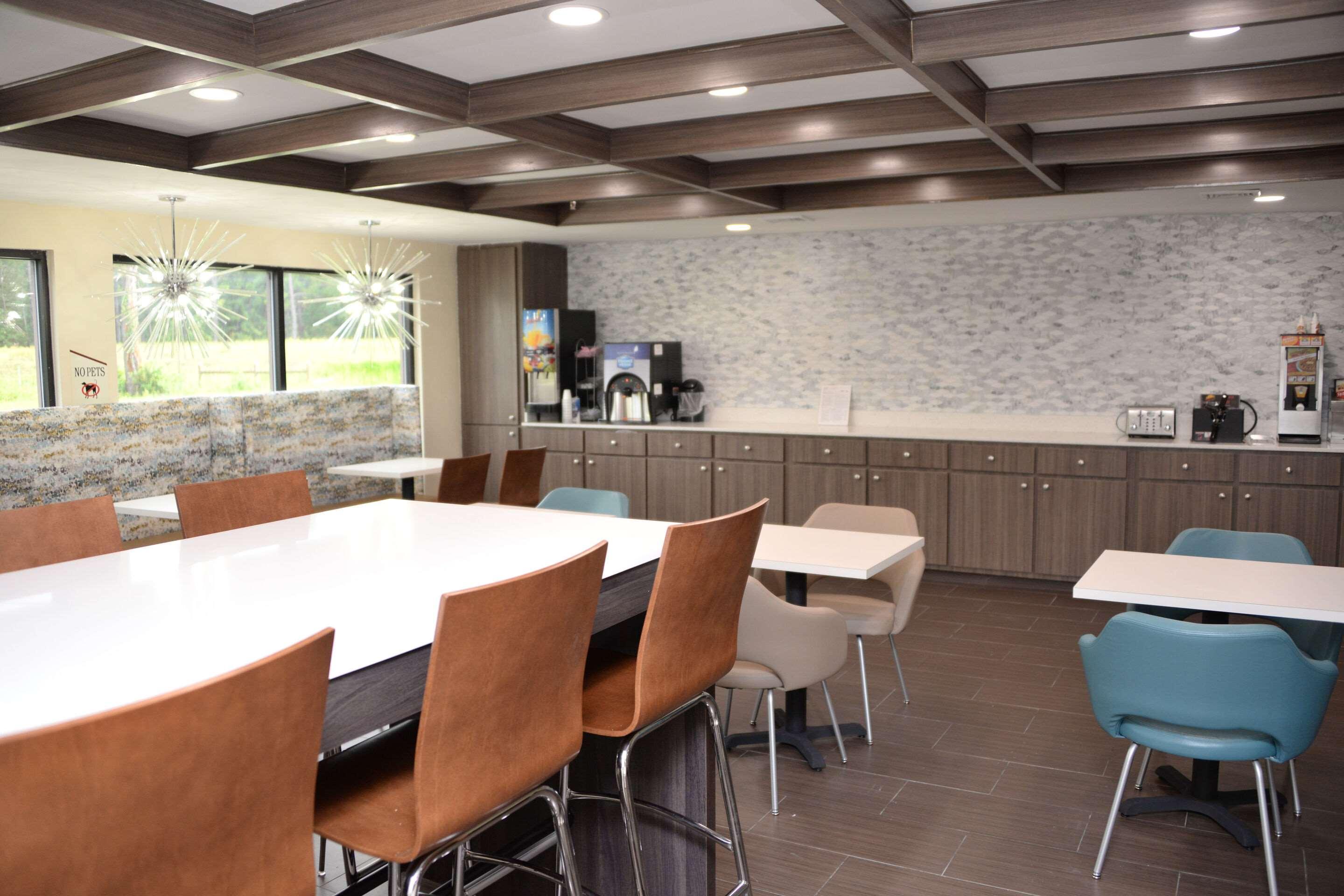 Clarion Pointe Savannah Gateway I-95 エクステリア 写真