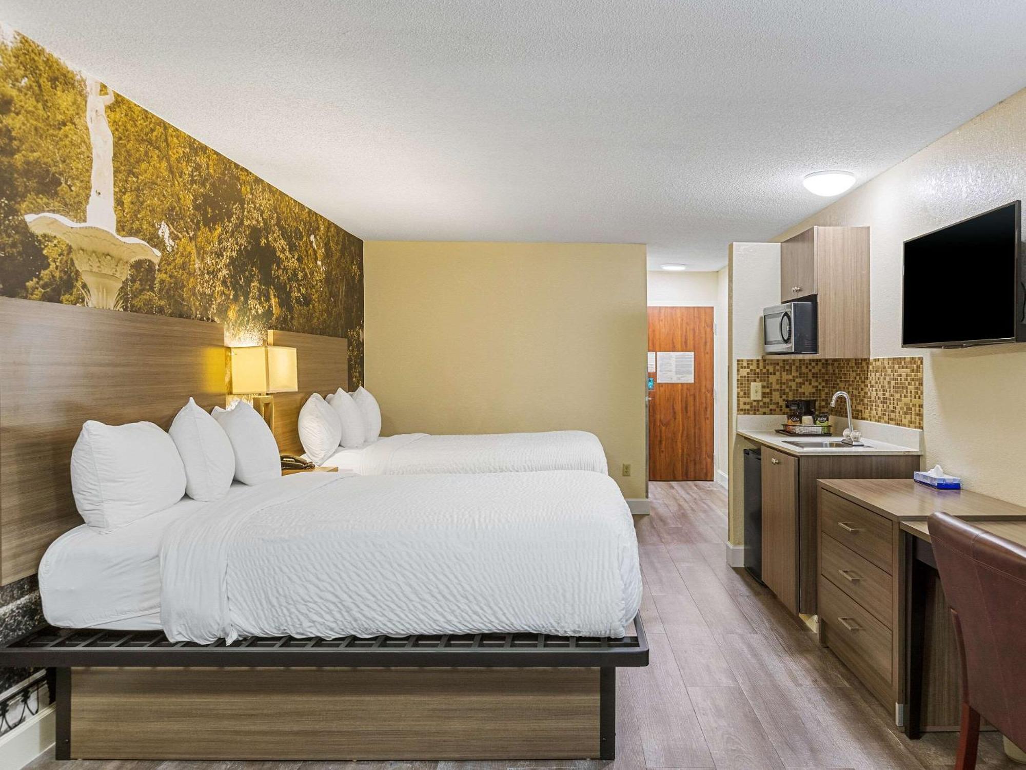 Clarion Pointe Savannah Gateway I-95 エクステリア 写真