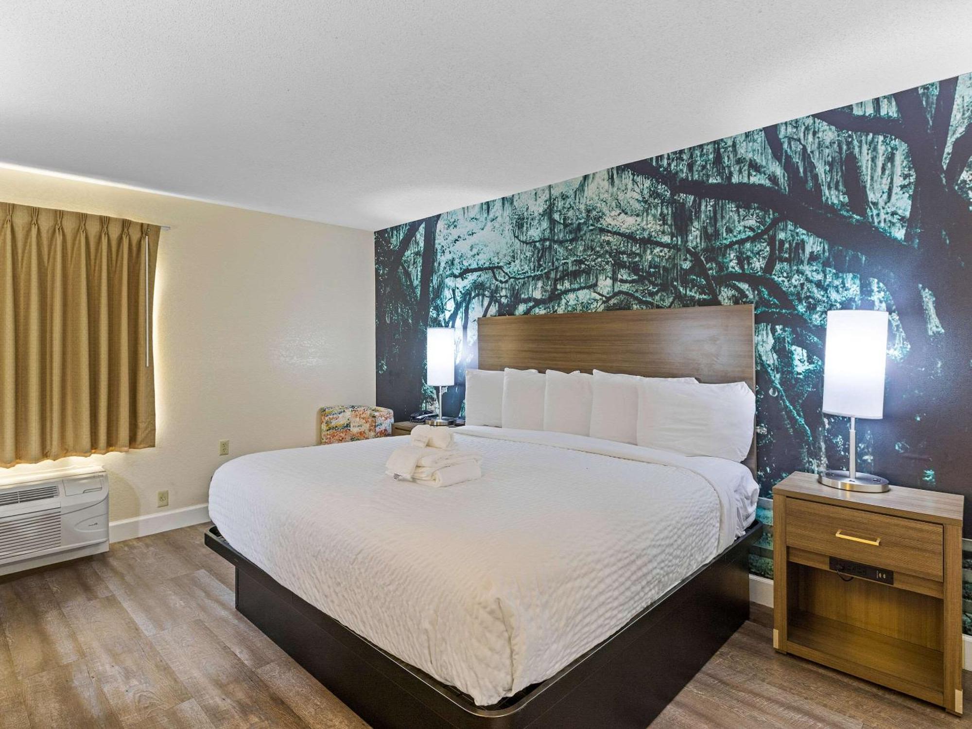 Clarion Pointe Savannah Gateway I-95 エクステリア 写真